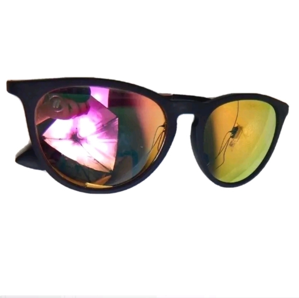 Blenders Rose Theater Sunglasses